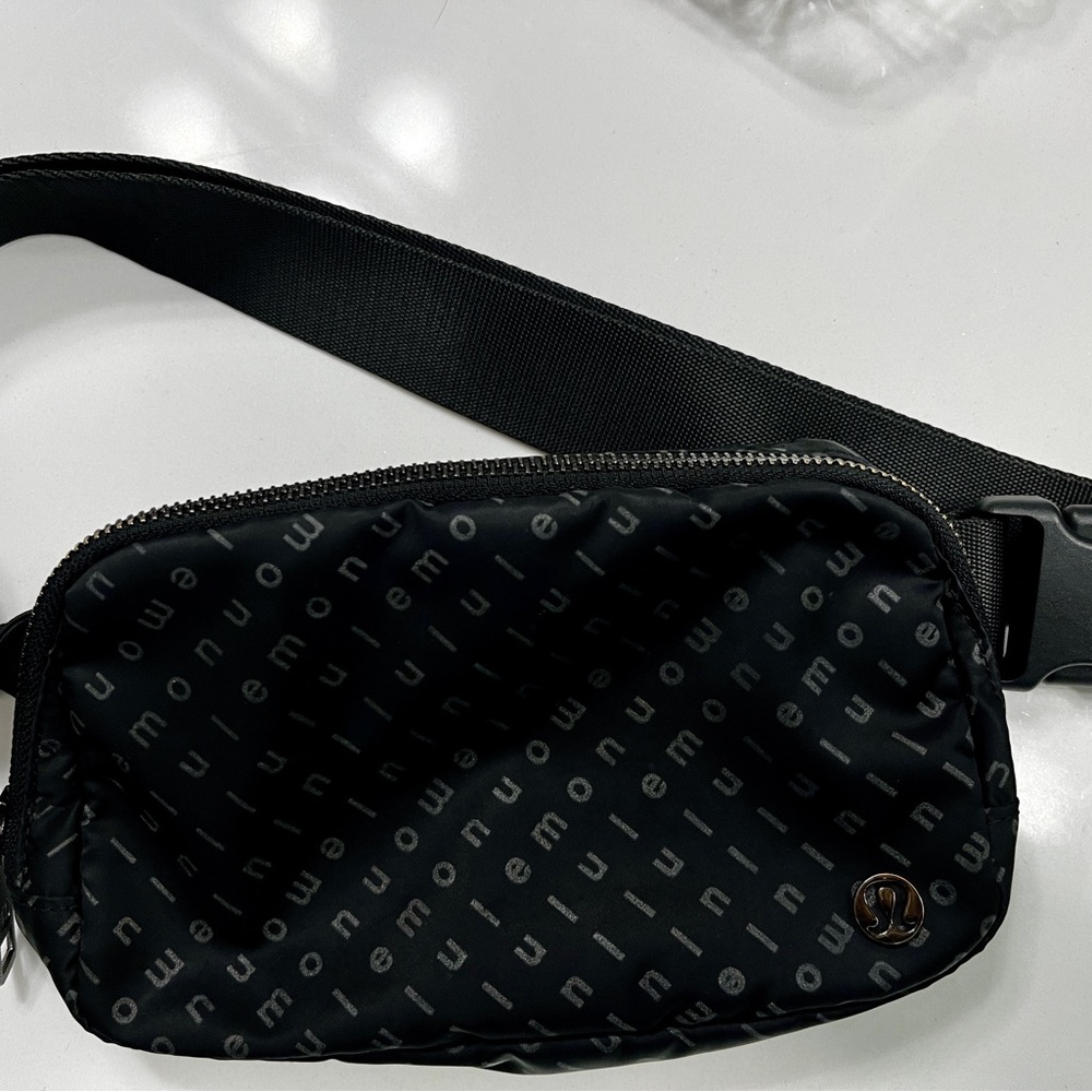 Lululemon Belt Bag